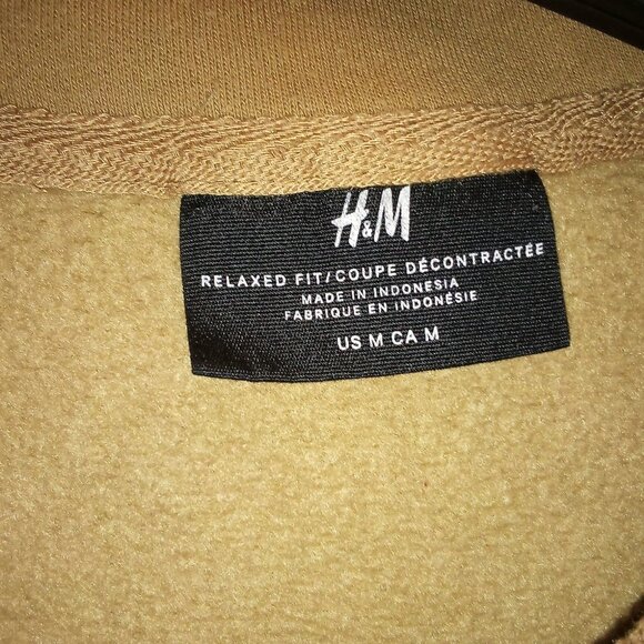 H&M Sweater - Picture 2 of 3